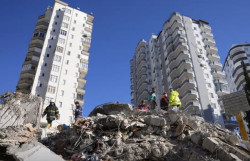 Turkey-Syria earthquake: Six Turkey building contractors arrested